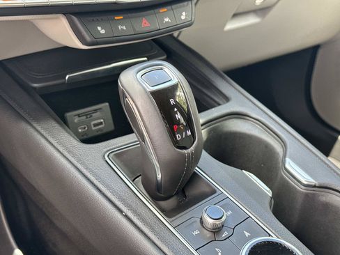 Used 2019 Cadillac XT4 Premium Luxury w/ Technology Package FWD image 23