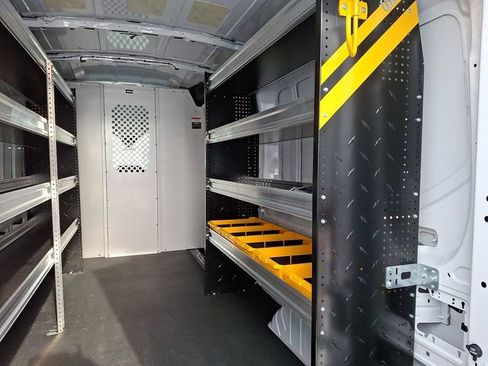 New 2026 Ford Transit 250 148 Medium Roof RWD image 9