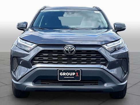 Used 2024 Toyota RAV4 XLE FWD image 4