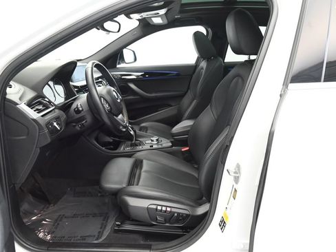 Used 2022 BMW X2 xDrive28i w/ Convenience Package AWD/4WD image 17