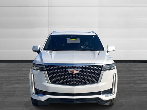 Used 2021 Cadillac Escalade Premium Luxury w/ Performance Package image 8