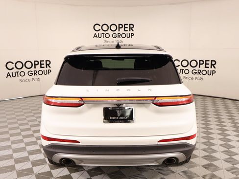 Used 2022 Lincoln Corsair FWD w/ Premium Package image 22