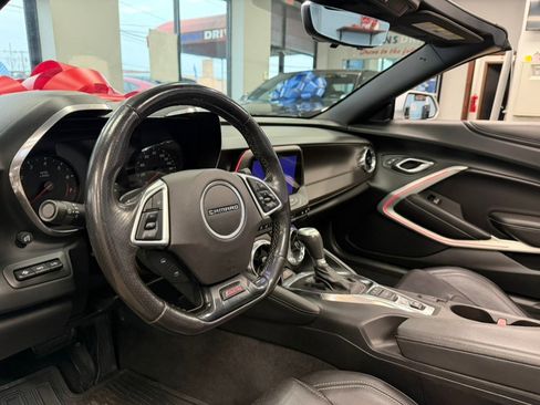 Used 2019 Chevrolet Camaro SS image 63