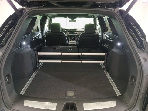 Used 2020 Cadillac XT5 Premium Luxury AWD/4WD image 10