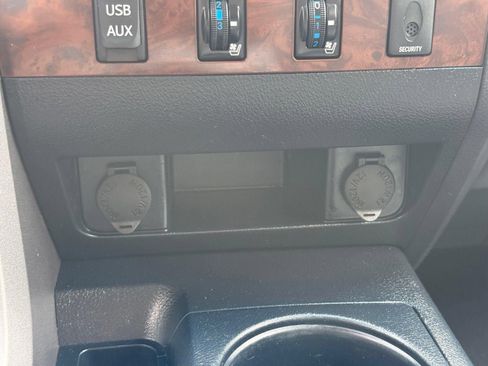 Used 2012 Toyota Tundra Limited w/ Platinum Pkg AWD/4WD image 53