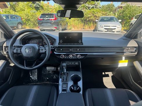 Used 2025 Honda Civic Sport image 7