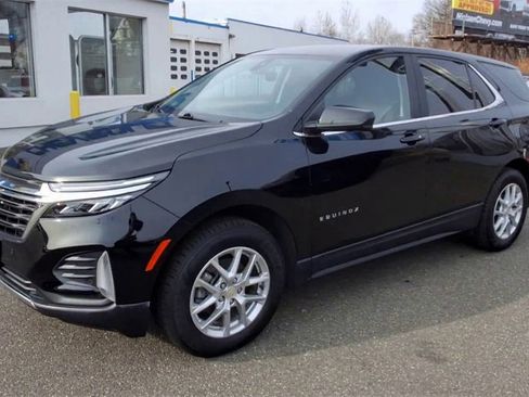 Used 2022 Chevrolet Equinox LT image 4