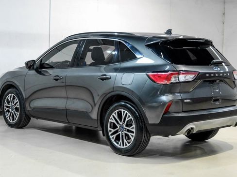 Used 2020 Ford Escape SEL image 10