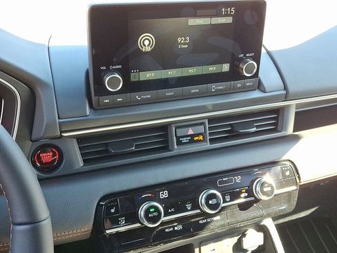 New 2025 Honda Pilot Sport image 8