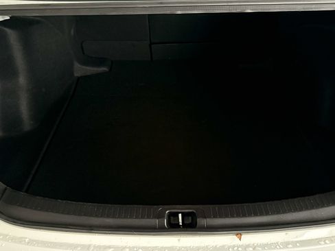 Used 2023 Toyota Corolla LE image 14