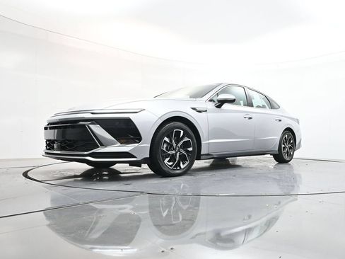 Used 2024 Hyundai Sonata SEL FWD image 34