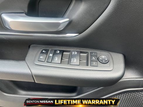 Used 2022 RAM 1500 Big Horn AWD/4WD image 13
