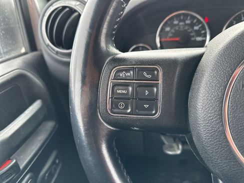 Used 2012 Jeep Wrangler Unlimited Sport image 18