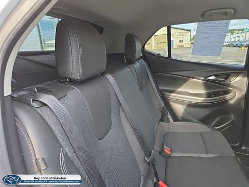 Used 2023 Buick Encore GX Preferred w/ Cold Weather Comfort Package AWD/4WD image 44