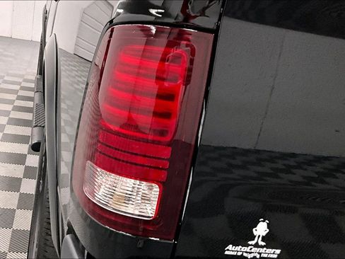 Used 2024 RAM 1500 Classic Warlock w/ Electronics Group AWD/4WD image 35