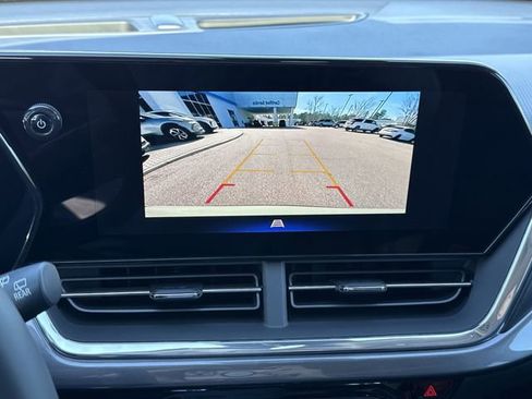 New 2026 Chevrolet Trax ACTIV w/ Sunroof Package image 23