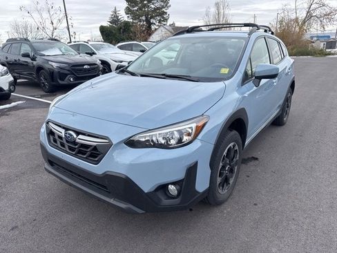Used 2023 Subaru Crosstrek 2.0i Premium image 7