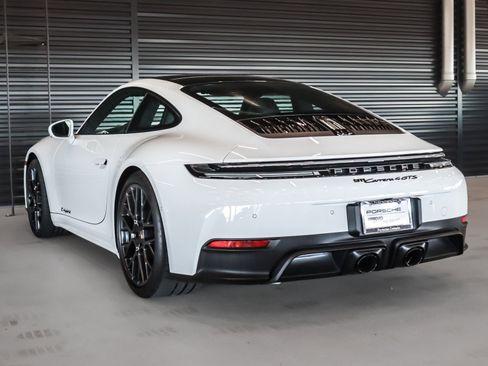 Used 2025 Porsche 911 Carrera 4 GTS image 3