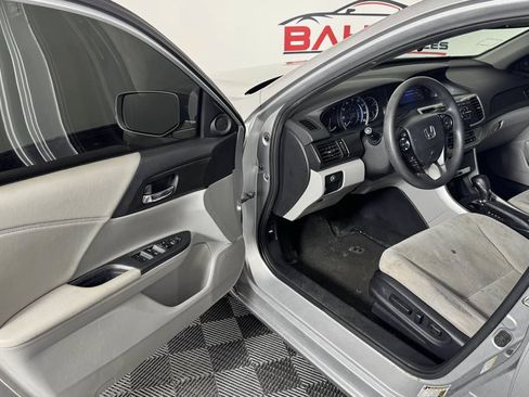 Used 2014 Honda Accord EX image 11
