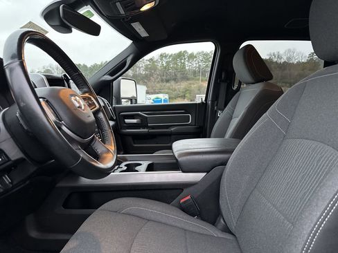 Used 2023 RAM 2500 Big Horn w/ Level B Equipment Group image 12