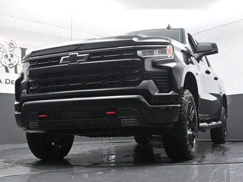 New 2026 Chevrolet Silverado 1500 LT Trail Boss w/ LPO, Dark Essentials Package AWD/4WD image 4