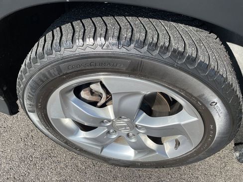 Used 2017 Honda HR-V EX image 26