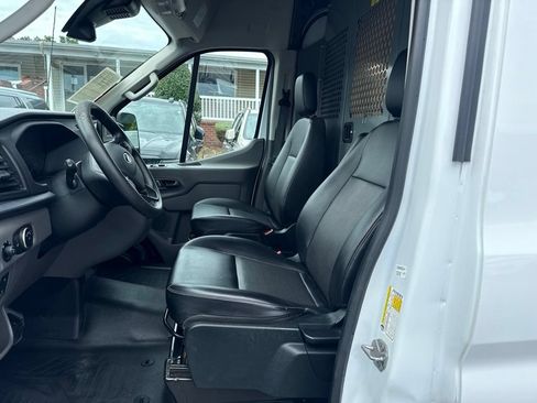 Used 2023 Ford Transit 150 Medium Roof RWD image 3