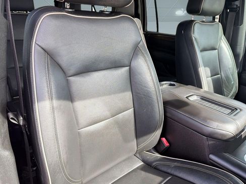 Used 2021 Chevrolet Suburban Premier w/ Premium Package image 24