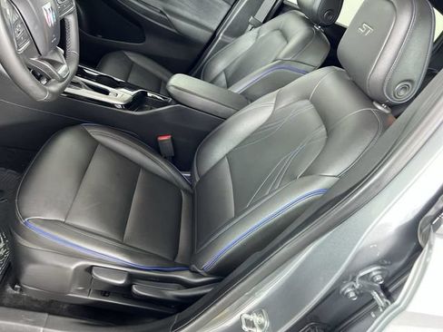 Used 2024 Buick Envista Sport Touring FWD image 18