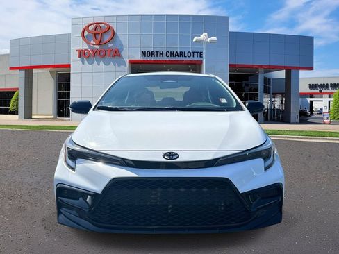Used 2024 Toyota Corolla Sedan w/ SE Convenience Package FWD image 3
