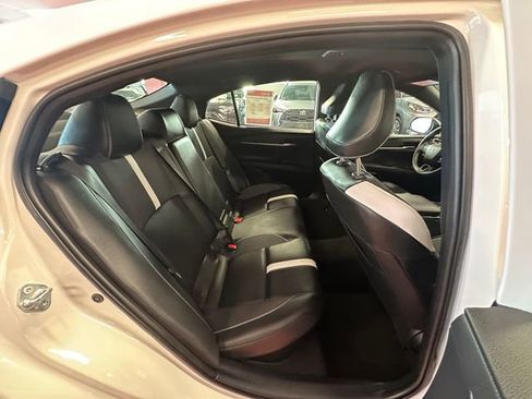 Certified 2025 Toyota Camry SE image 15