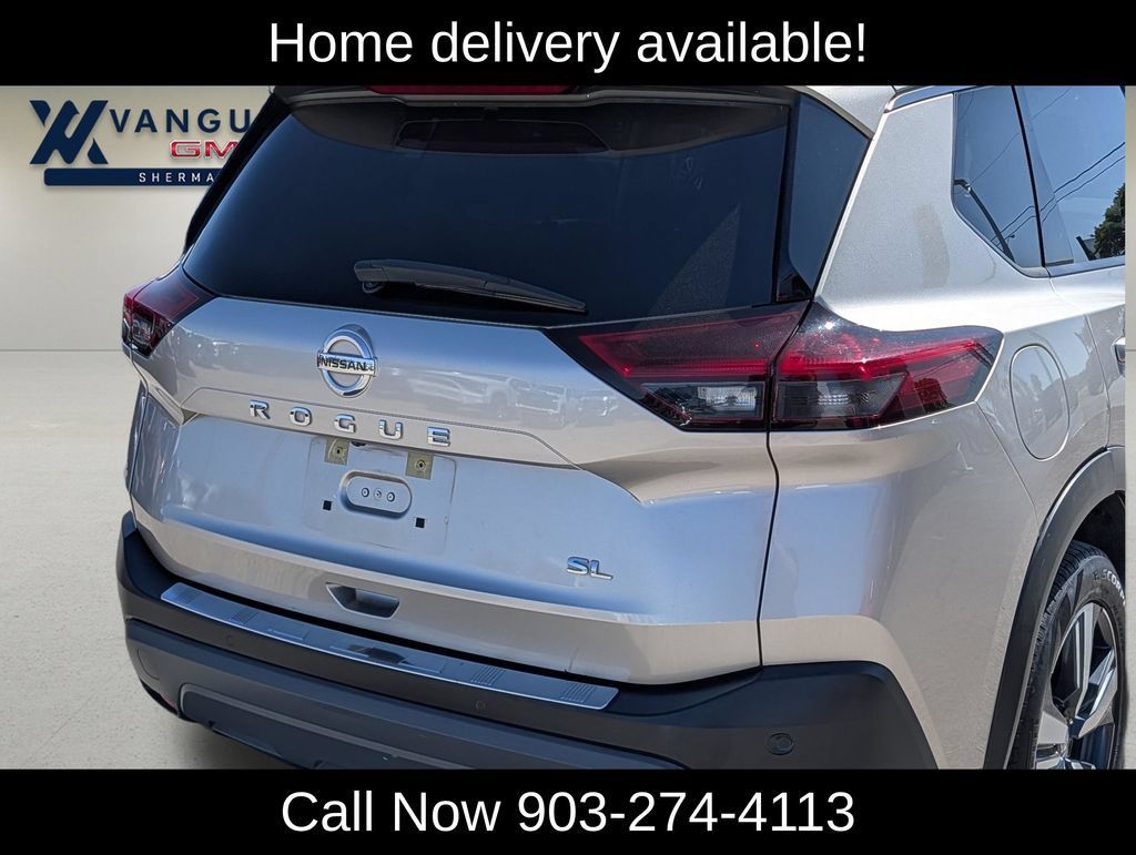 Used 2021 Nissan Rogue SL w/ Premium Package FWD image 9