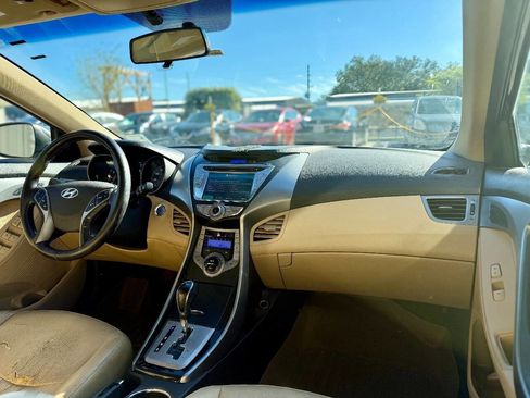 Used 2013 Hyundai Elantra Limited w/ Technology Pkg image 15