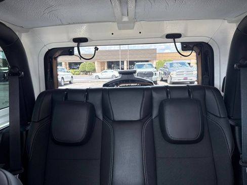 Used 2023 Jeep Wrangler Sport AWD/4WD image 7