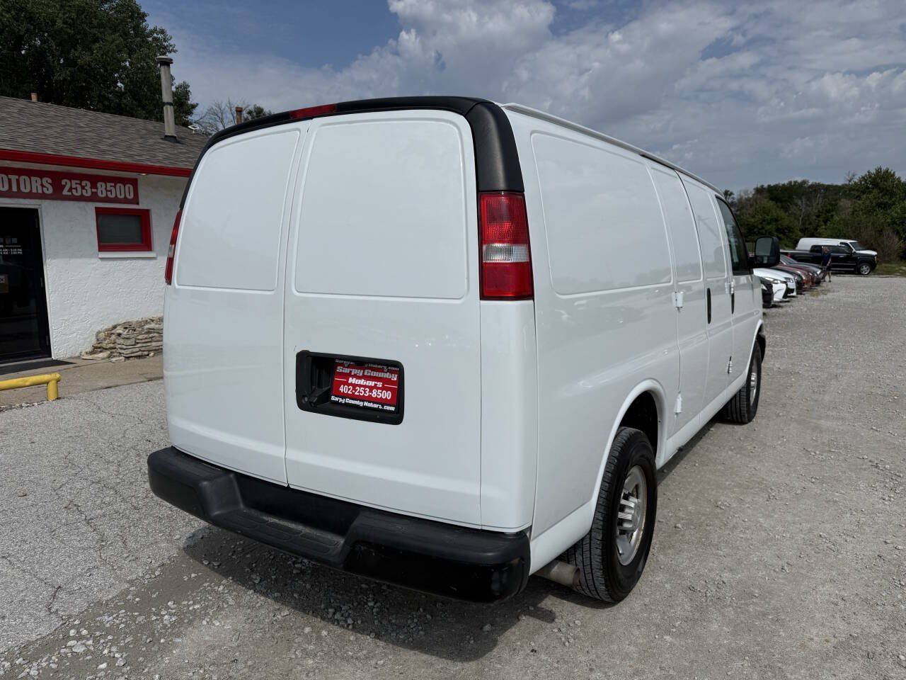 Used 2020 Chevrolet Express 2500 w/ Driver Convenience Package RWD image 3