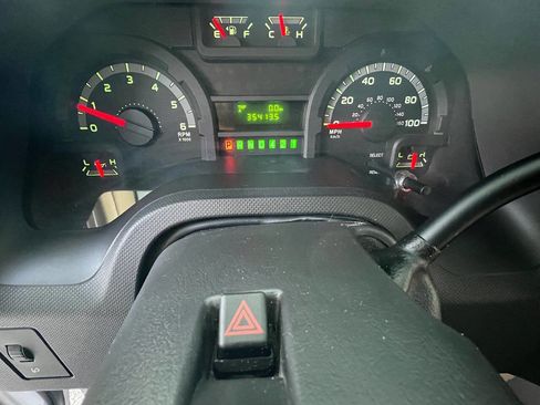 Used 2018 Ford E-350 and Econoline 350 Super Duty w/ Motorhome Prep Package image 11