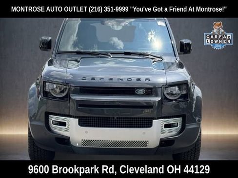 Certified 2024 Land Rover Defender 110 SE image 9