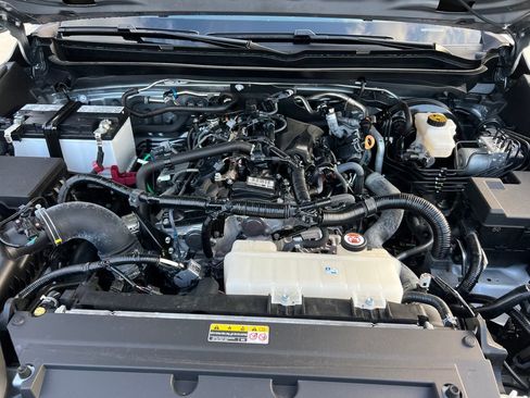 Used 2025 Toyota Tacoma SR5 image 23