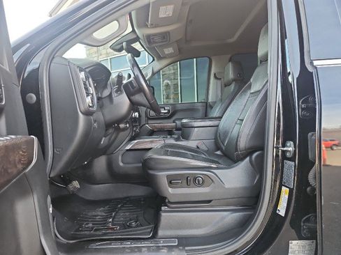 Used 2020 GMC Sierra 2500 Denali w/ Denali Ultimate Package image 11