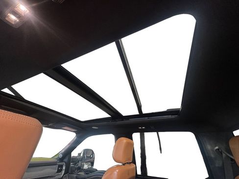 Used 2024 Ford F250 Platinum w/ Tremor Off-Road Package image 11