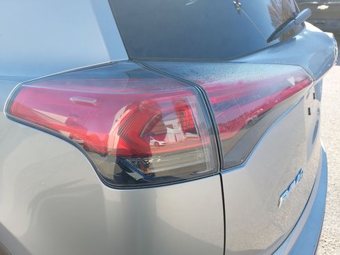 Used 2018 Toyota RAV4 Limited w/ Protection Package image 36