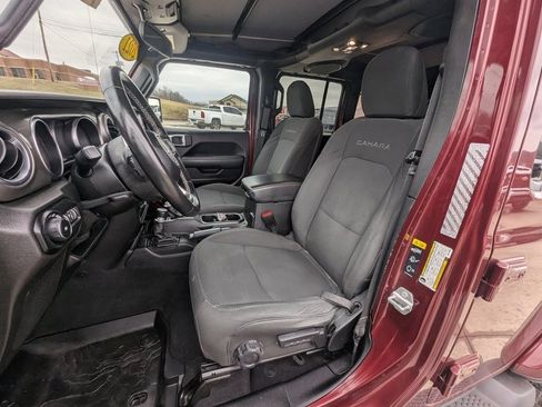 Used 2021 Jeep Wrangler Unlimited Sahara image 17