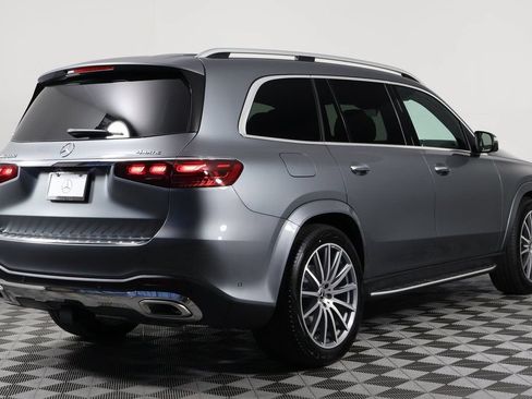 New 2026 Mercedes-Benz GLS 580 4MATIC image 2