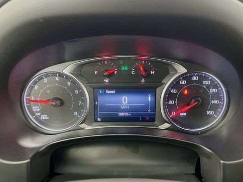 Used 2024 GMC Terrain SLE AWD/4WD image 14