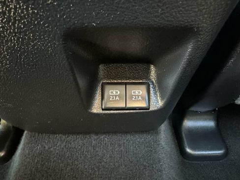 Certified 2021 Toyota 4Runner Limited AWD/4WD image 22