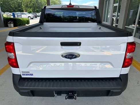 Certified 2024 Ford Maverick XLT FWD image 12