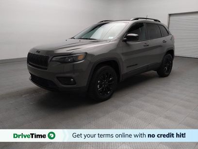 Used 2023 Jeep Cherokee Altitude Lux