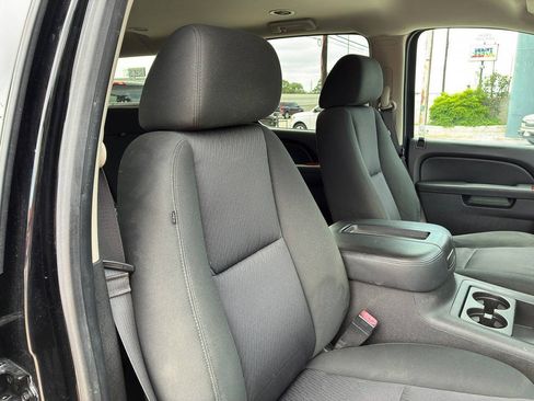 Used 2013 Chevrolet Suburban LS w/ Texas Edition RWD image 36
