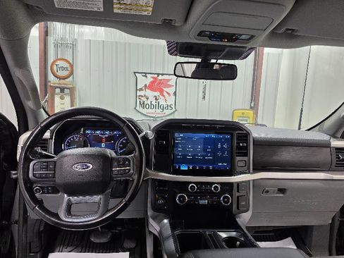 Used 2022 Ford F150 XLT w/ Equipment Group 302A High AWD/4WD image 12