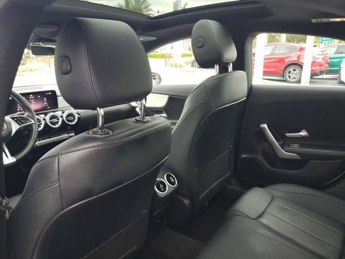 Used 2025 Mercedes-Benz CLA 250 image 18
